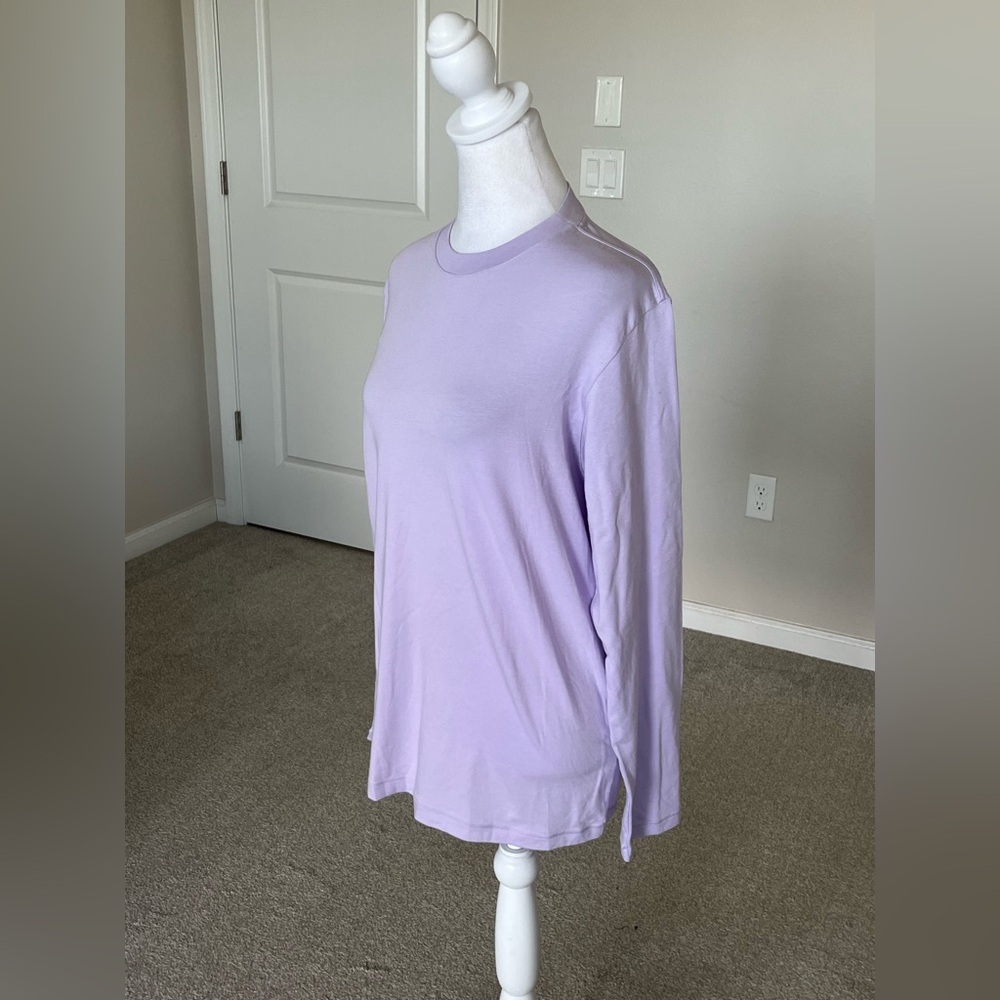 NWT Skims Longsleeve Boyfriend Tshirt Size XS in Lavender (Fits up to a Medium) - Picture 3 of 6